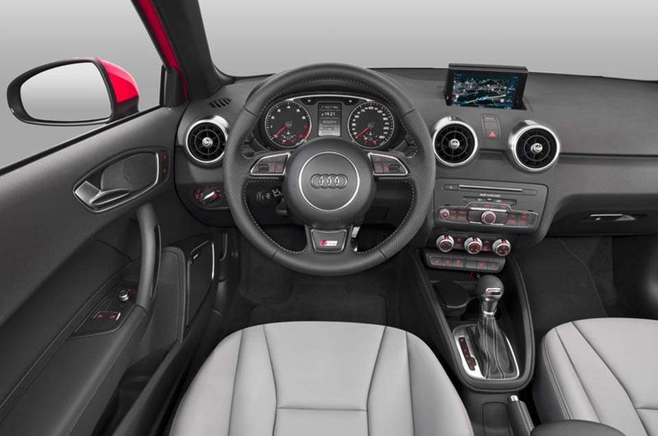 Audi-A1_2015_10