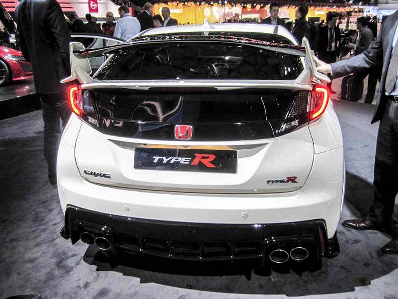 Honda_Civic_TypeR_06_Salone_Ginevra_2015