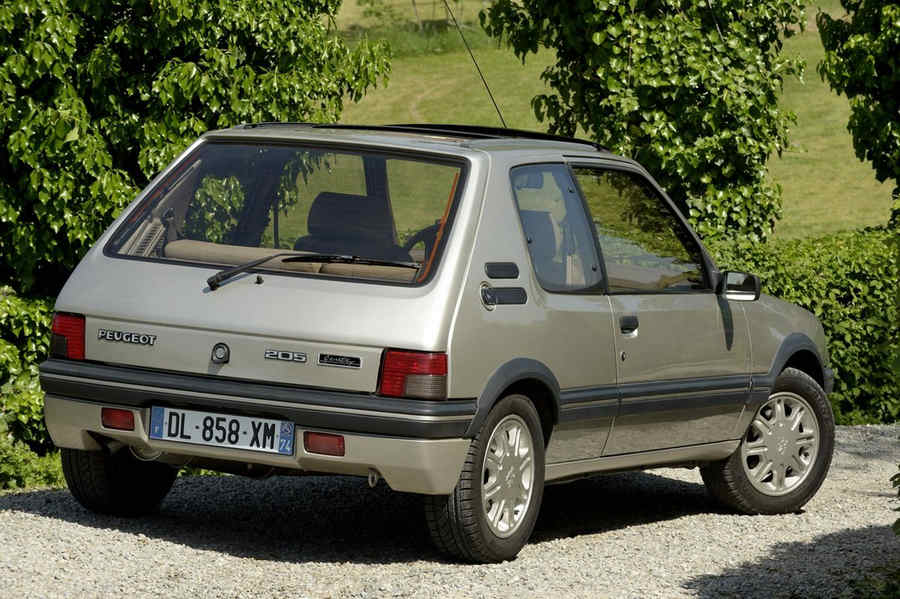 Peugeot-205-Gentry-9