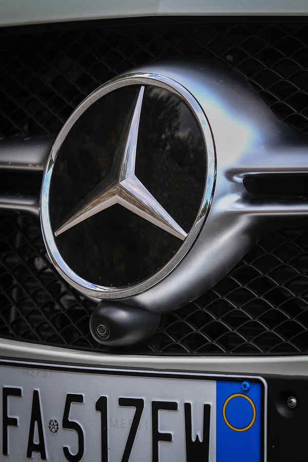 Mercedes AMG GLE-24