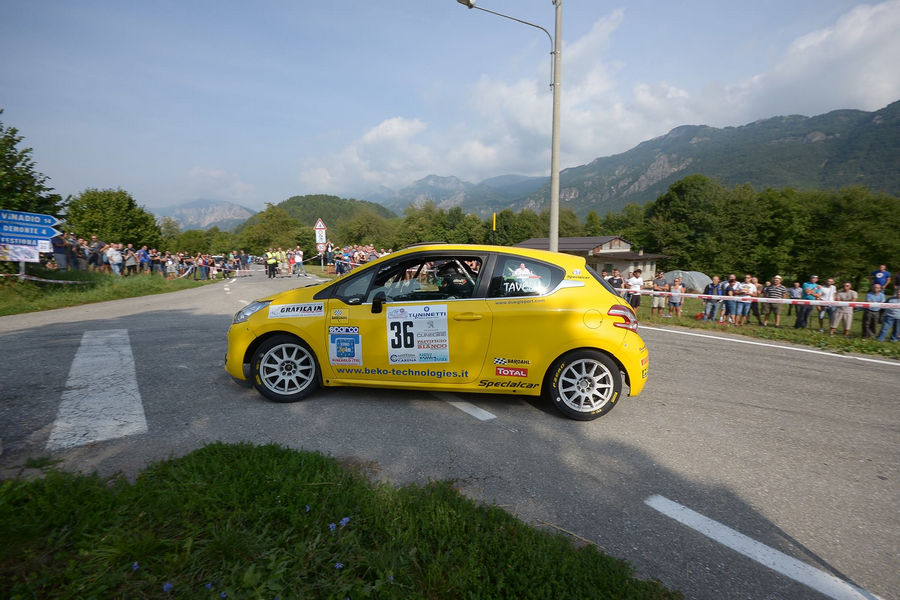 peugeot-competition-208-top-tavelli-4