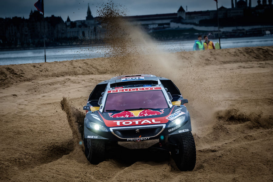 Peugeot-2008-DKR-Silk-Way-Rally-Prologo-4