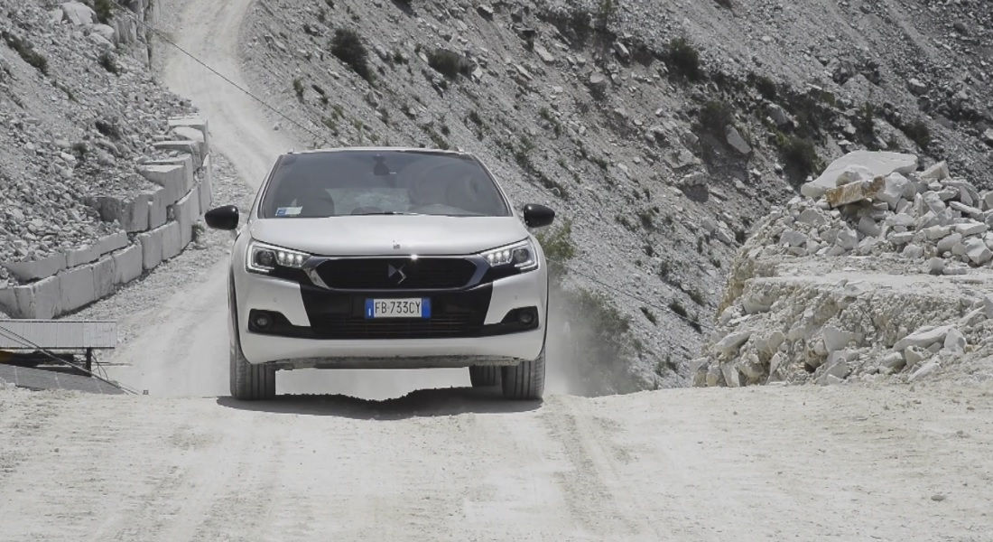 ds4-crossback-video-marmo-1
