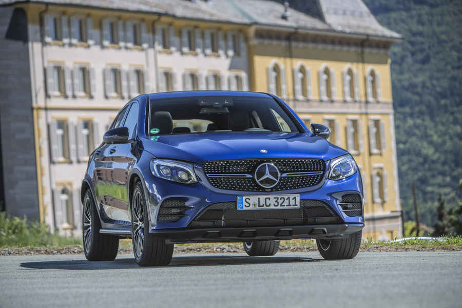 Mercedes-Benz GLC 250 Coupé; Exterieur: brilliantblau; Interie