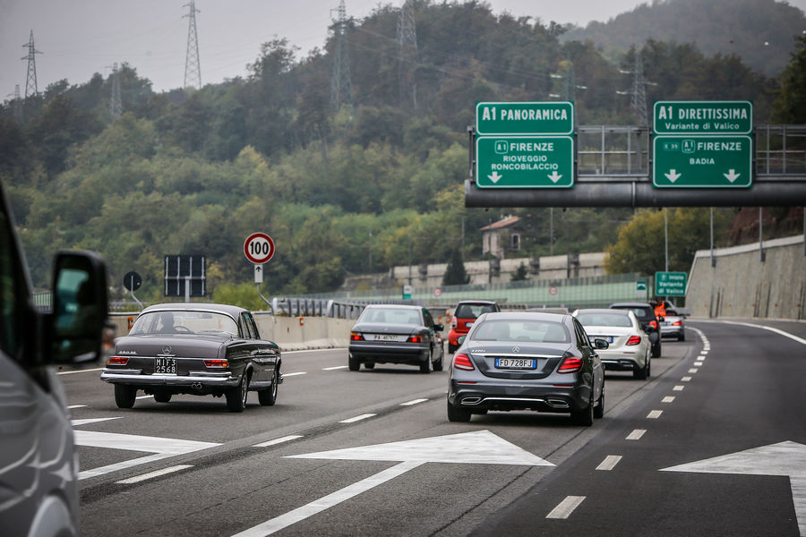 mercedes-benz-ritorno-al-futuro-autostrada-variante-di-valico-24