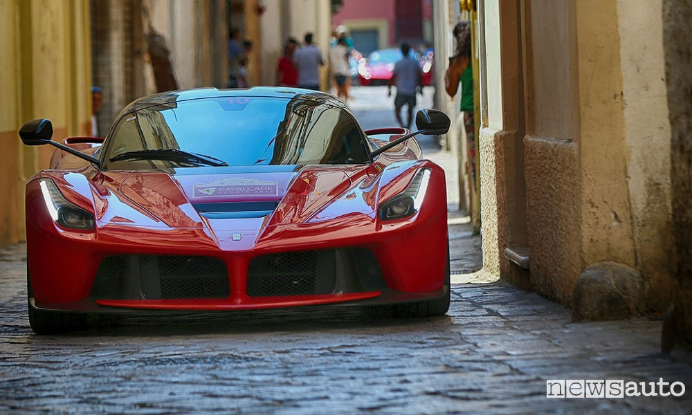 ferrari-cavalcade-puglia-12