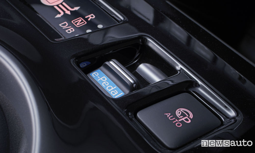 Comando per attivare la funzione e-Pedal sulla Nissan Leaf