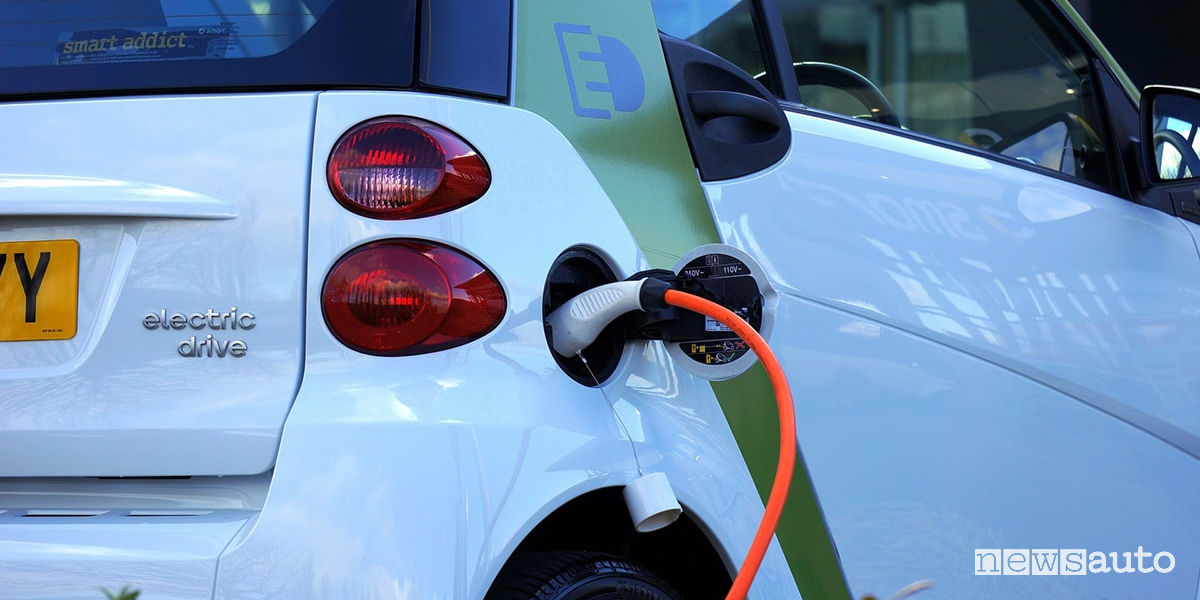 Strategia Energetica Nazionale auto elettriche
