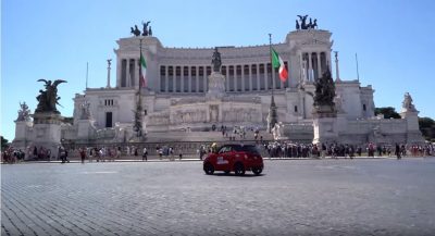 Macchinetta a Roma Ligier Altare della Patria