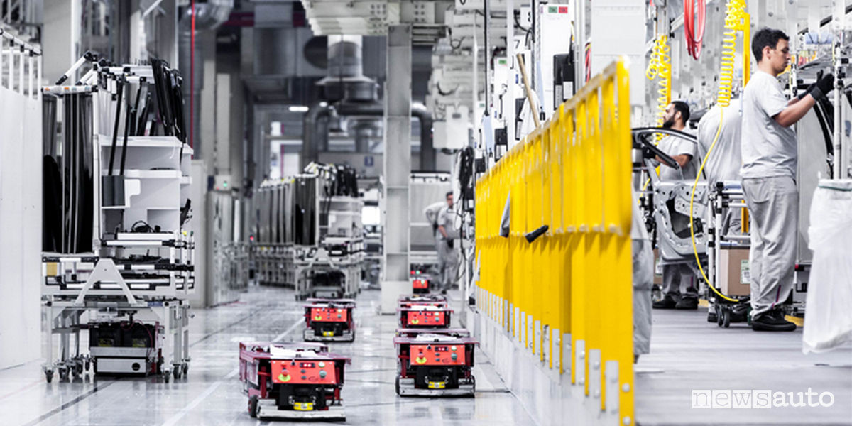 La fabbrica del futuro secondo Groupe PSA