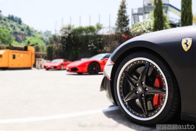 Ferrrari 599 ruota dischi in carbonio