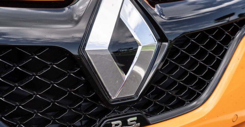 Mascherina Anteriore e logo Renault_Megane_RS-2018 (11)
