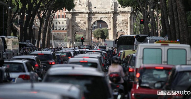 Blocco traffico Roma, i divieti circolazione nella Fascia Verde