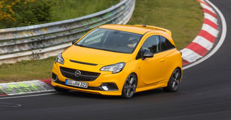 Opel Corsa GSi 2019 in pista al Nürburgring-Nordschleife