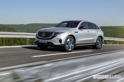 Mercedes-Benz EQC 400 4MATIC, vista laterale