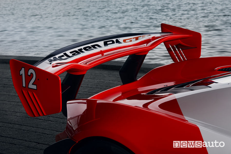 McLaren P1_GTR Senna, spoiler posteriore