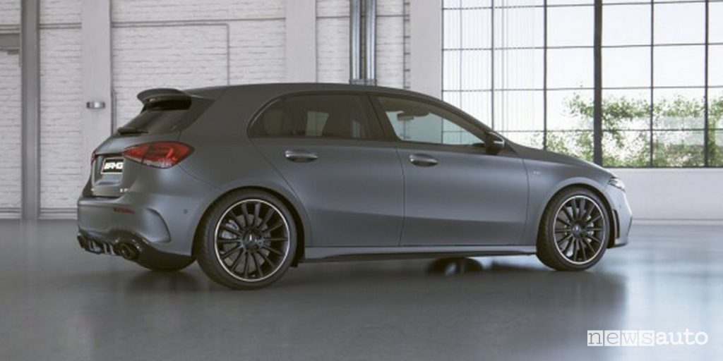 Mercedes-AMG A35 Race Edition, vista laterale
