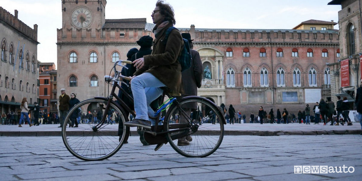 Targa e assicurazioni per le bici elettriche
