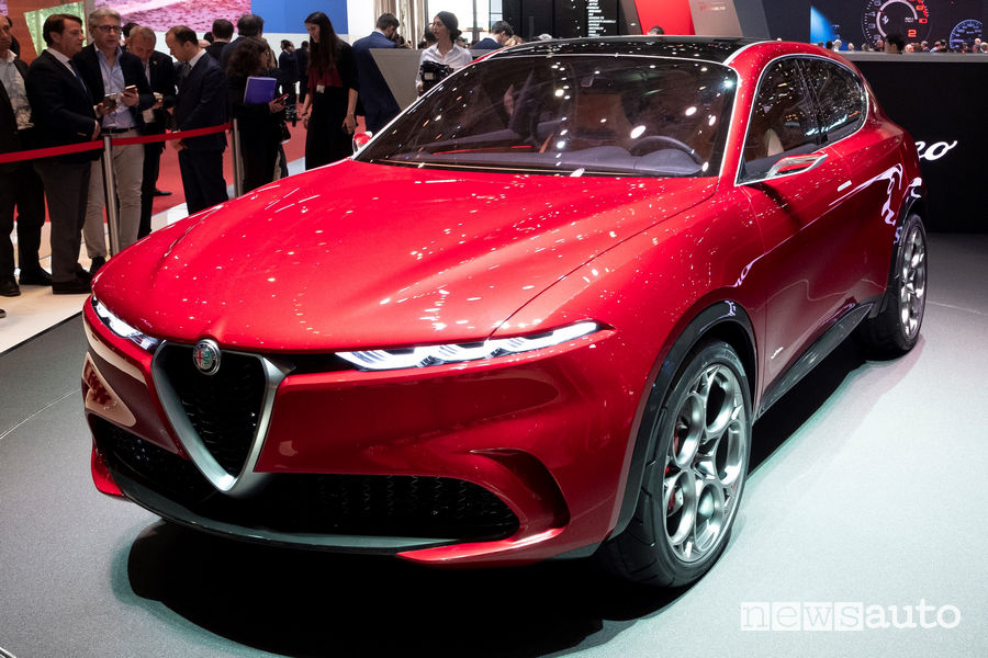 Alfa Romeo Tonale, anteprima del SUV ibrido del Biscione