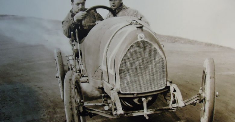Enzo Ferrari pilota giovane