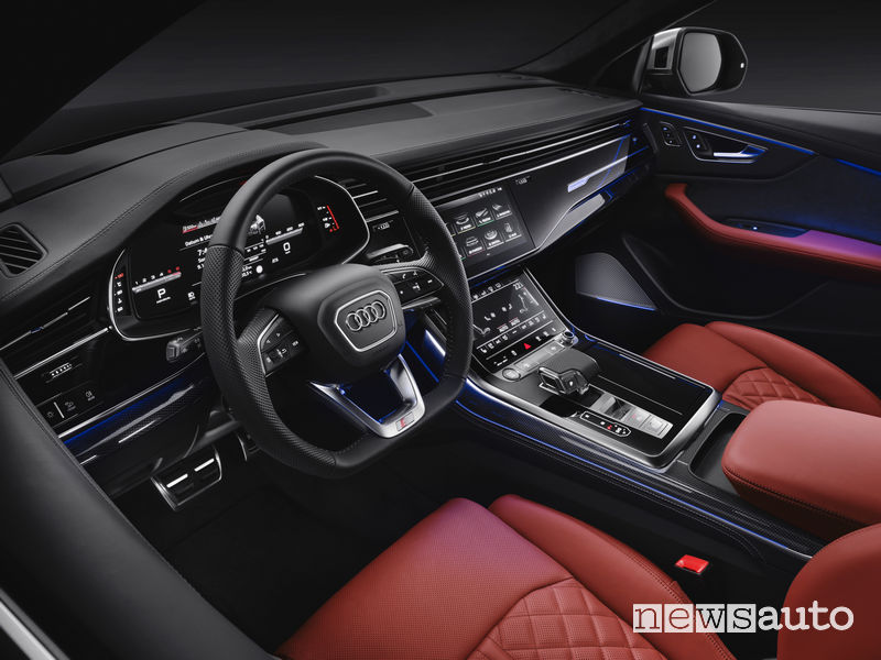 Audi SQ8 TDI abitacolo