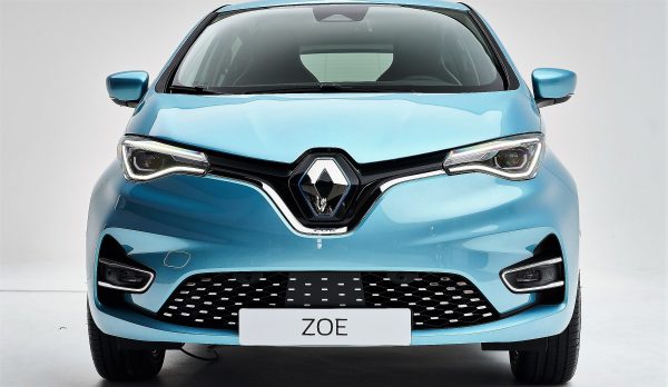 Nuova Renault Zoe 2020, Z.E. 52 KWH e 400 km reali