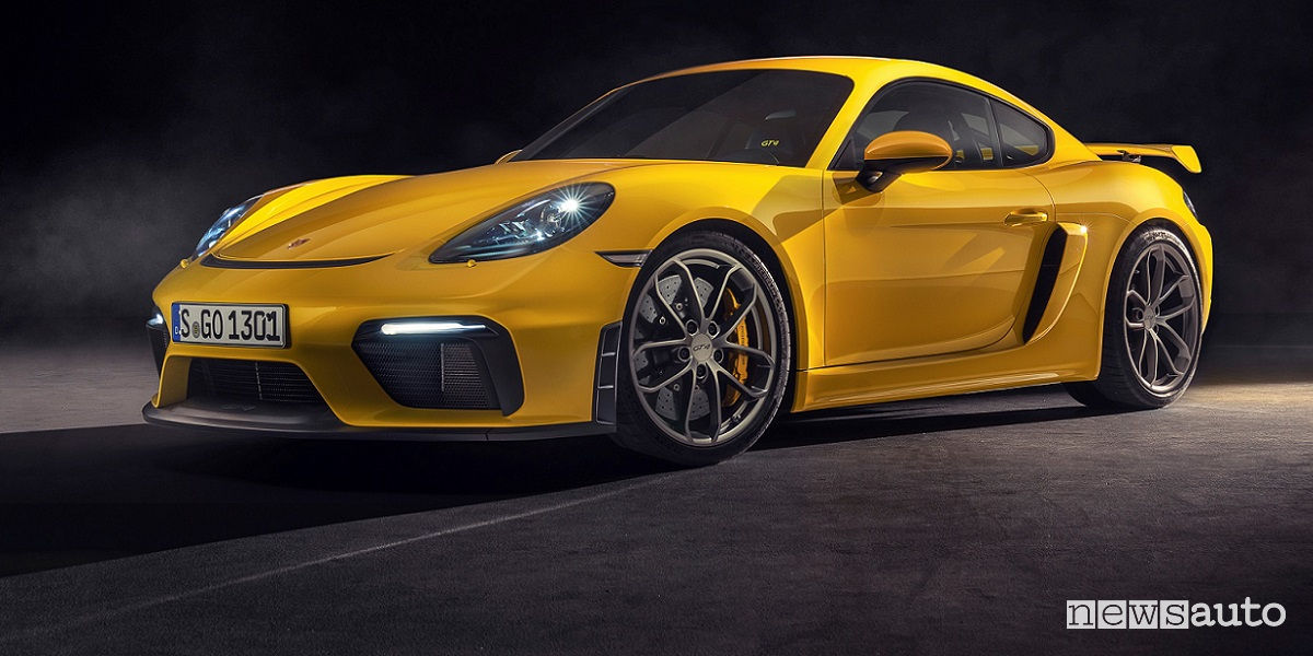 Porsche 718 Cayman GT4
