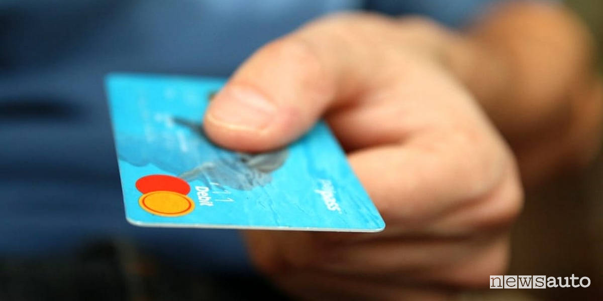Come pagare al self service carta di credito