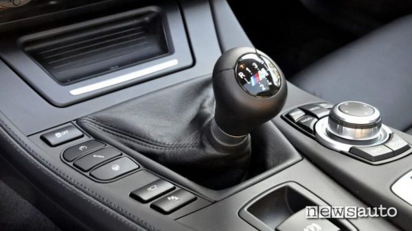 Cambio manuale BMW, torna sulle M3 e M4 "Pure"