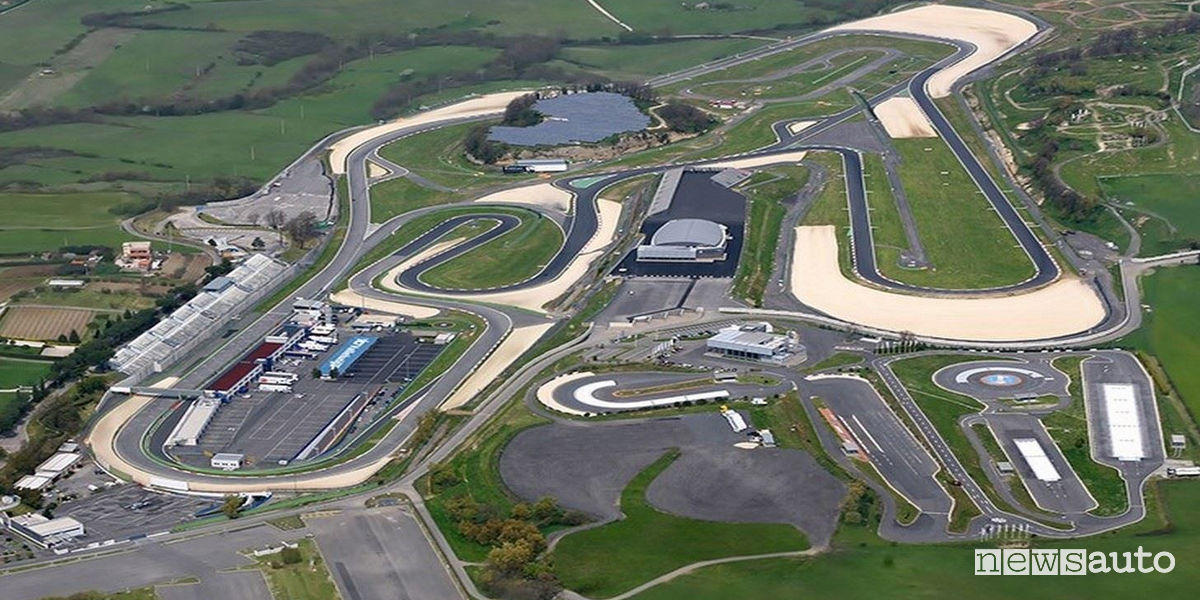 Vallelunga apre alle biciclette Velodromo di Roma