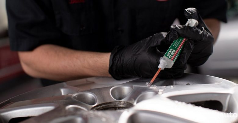 Colla per la riparazione dei veicoli Loctite HY 4070