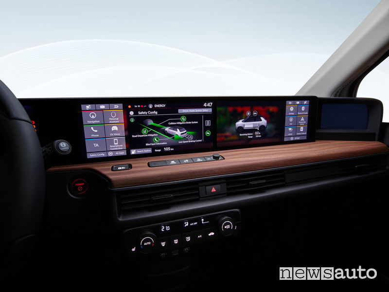 Honda e elettrica plancia digitale infotainment