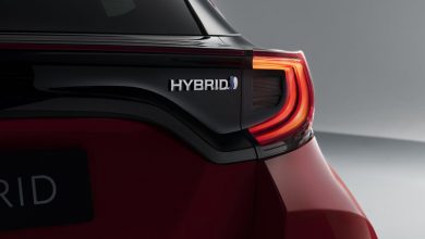 Faro posteriore badge Hybrid Toyota Yaris 2020