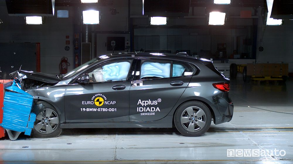 Crash test Euro NCAP urto frontale BMW Serie 1