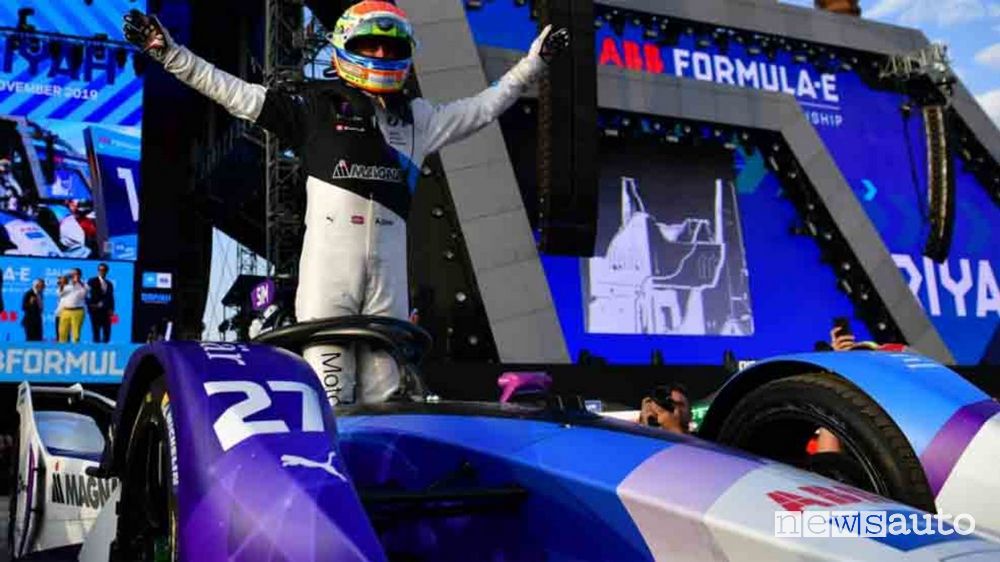 BMW Sims vittoria Gara 2 ePrix di Riad in Arabia Saudita Formula E 2020