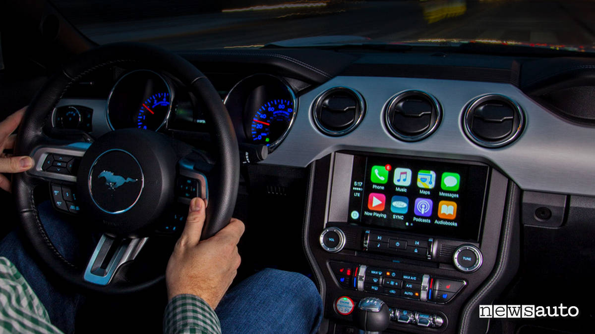 sistema infotainment ford sync 4