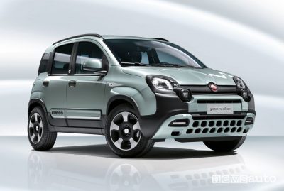 Vista di profilo Fiat Panda Hybrid Launch Edition