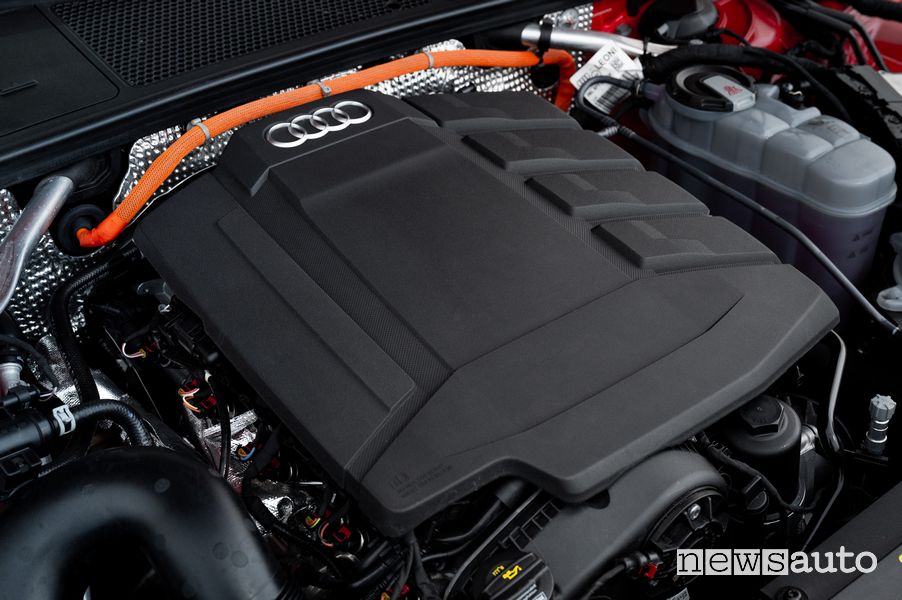 Motore 2.0 TSFI e ibrido plug-in Audi A6 TFSI e quattroAudi RS 3 Sportback