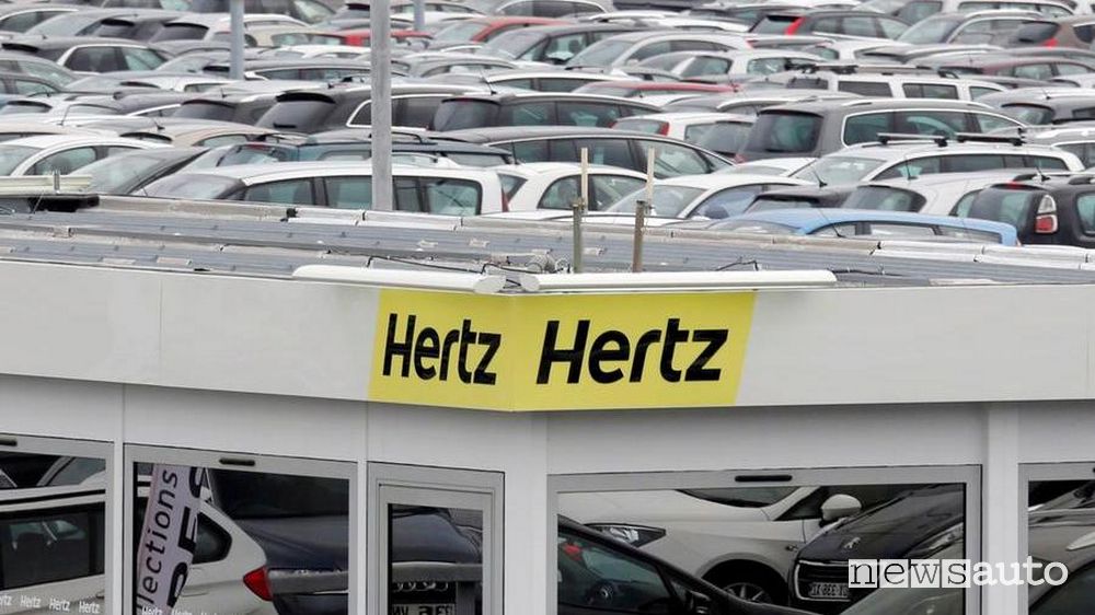 Hertz parco auto autonoleggio