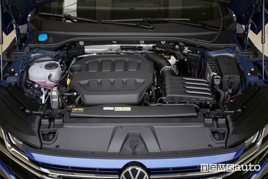 Vano motore benzina TSI 310 CV Volkswagen Arteon R