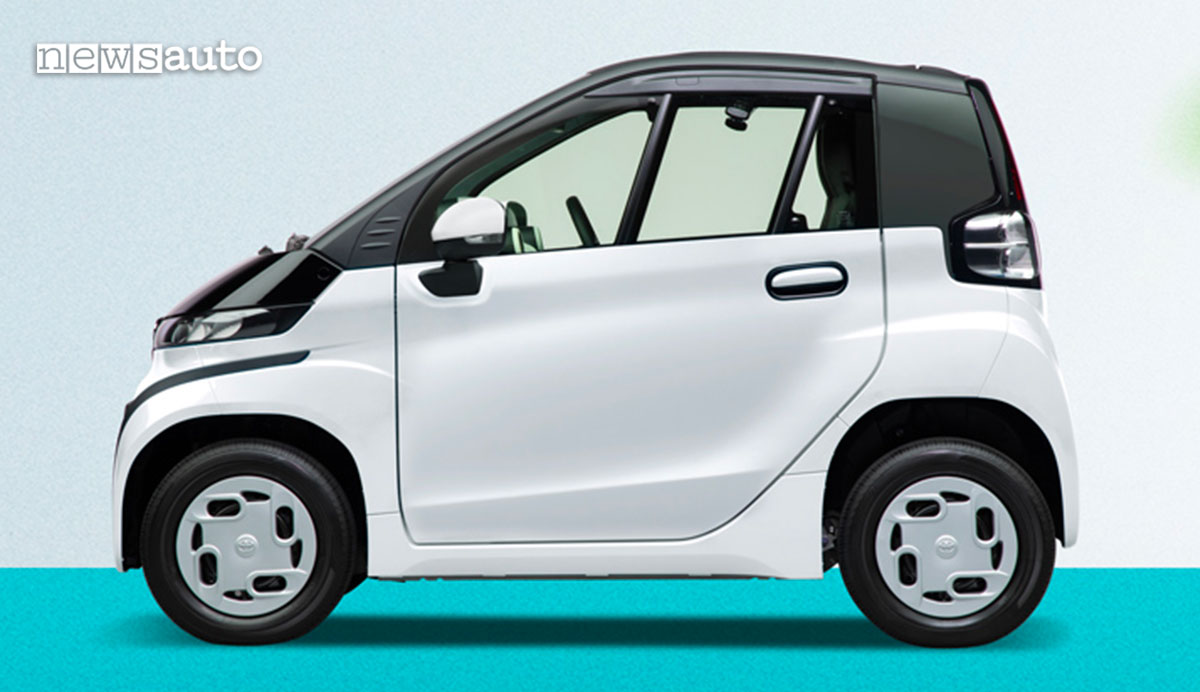 Toyota C+pod fiancata