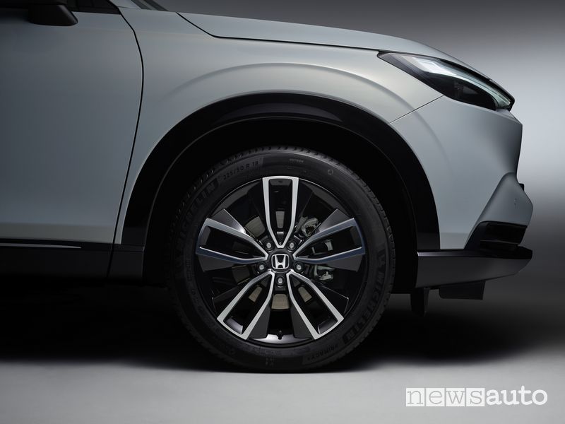 18 alloy wheels" new Honda HR-V and: HEV