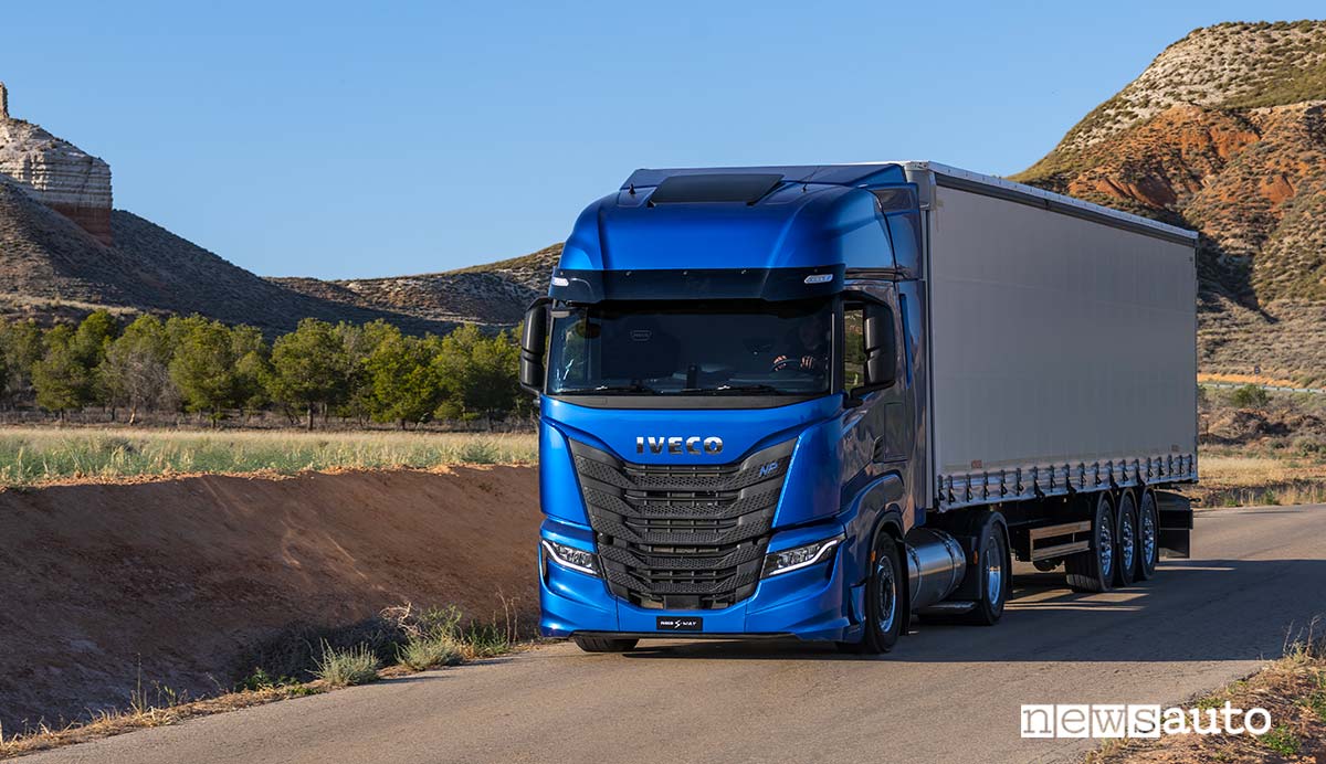 Iveco-S-Way camion GNL