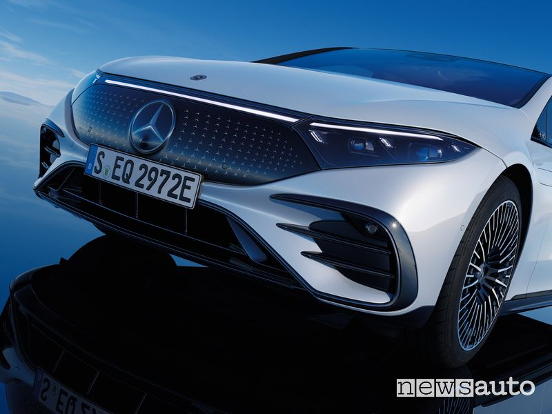 Paraurti anteriore Mercedes-EQ EQS elettrica