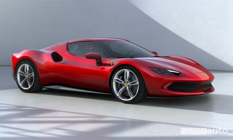 Nuova Ferrari 296 GTB ibrida plug-in