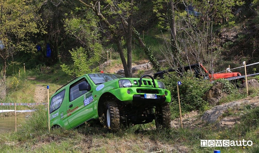 Fuoristrada in gara Campionato Italiano Trial 4x4 (Suzuki Jimny)