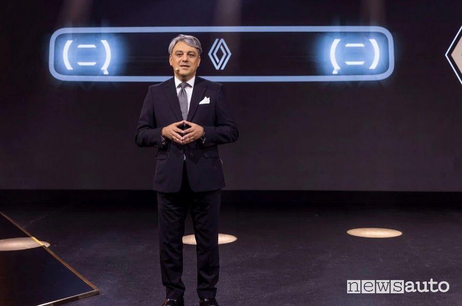Luca de Meo annuncia il progetto 4ever dedicato alla nuova Renault 4 elettrica