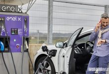 Secondo l’Antitrust Enel X Way ha avuto una posizione dominante nella ricarica elettrica e potrebbe aver attuato condotte escludenti nei confronti dei concorrenti non integrati attivi nella fornitura dei servizi di ricarica.