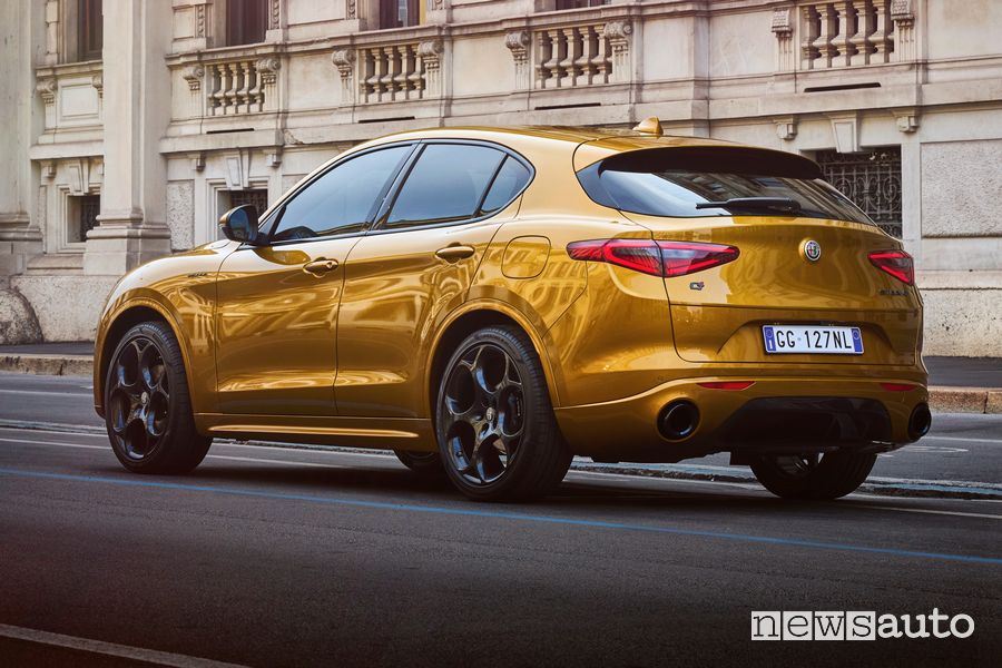 Alfa Romeo Stelvio GT Junior special series rear view