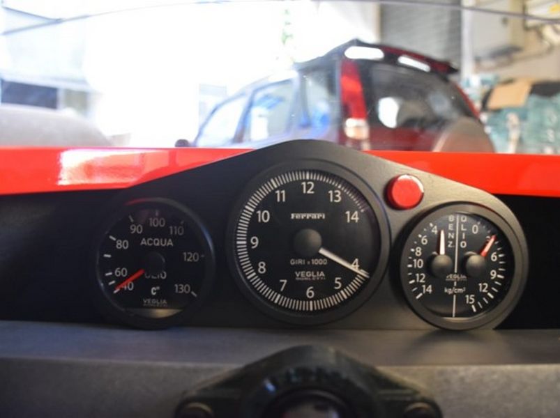 Counterfeit Ferrari F1 Niki Lauda replica tachometer